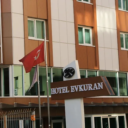 Evkuran ホテル 3*